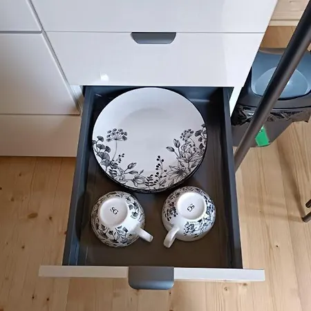 Apartment Silkiepod